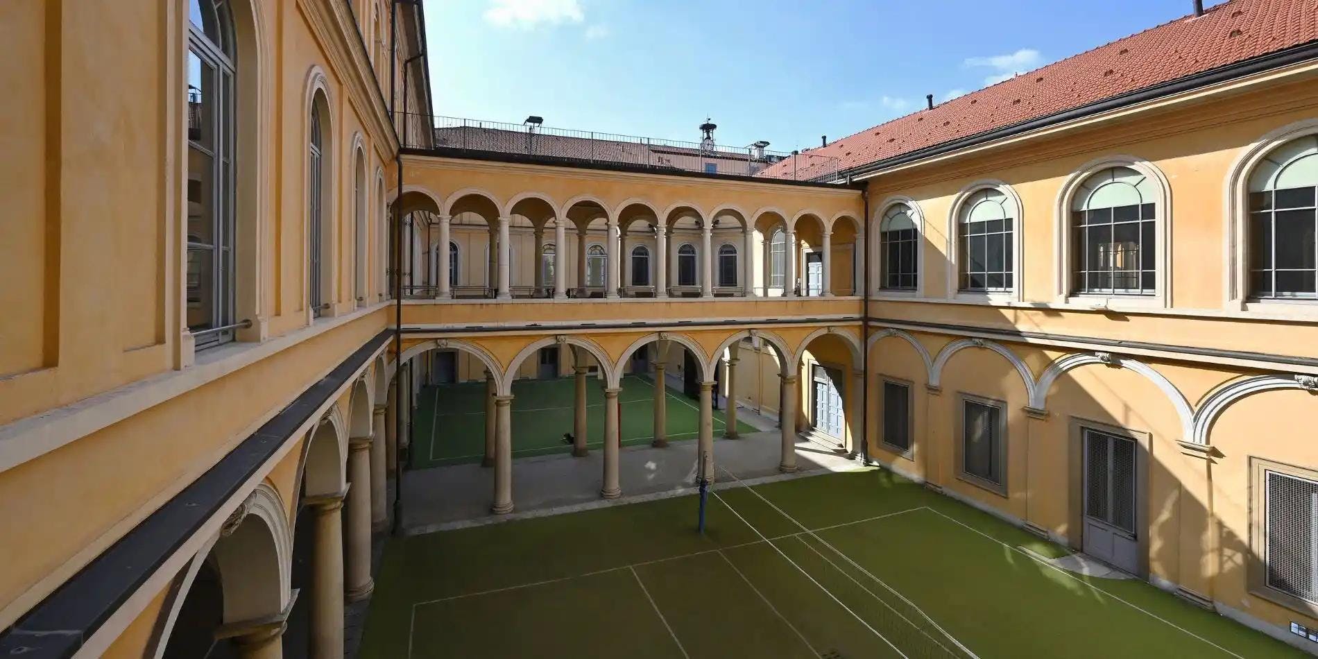 Canadian School of Milan