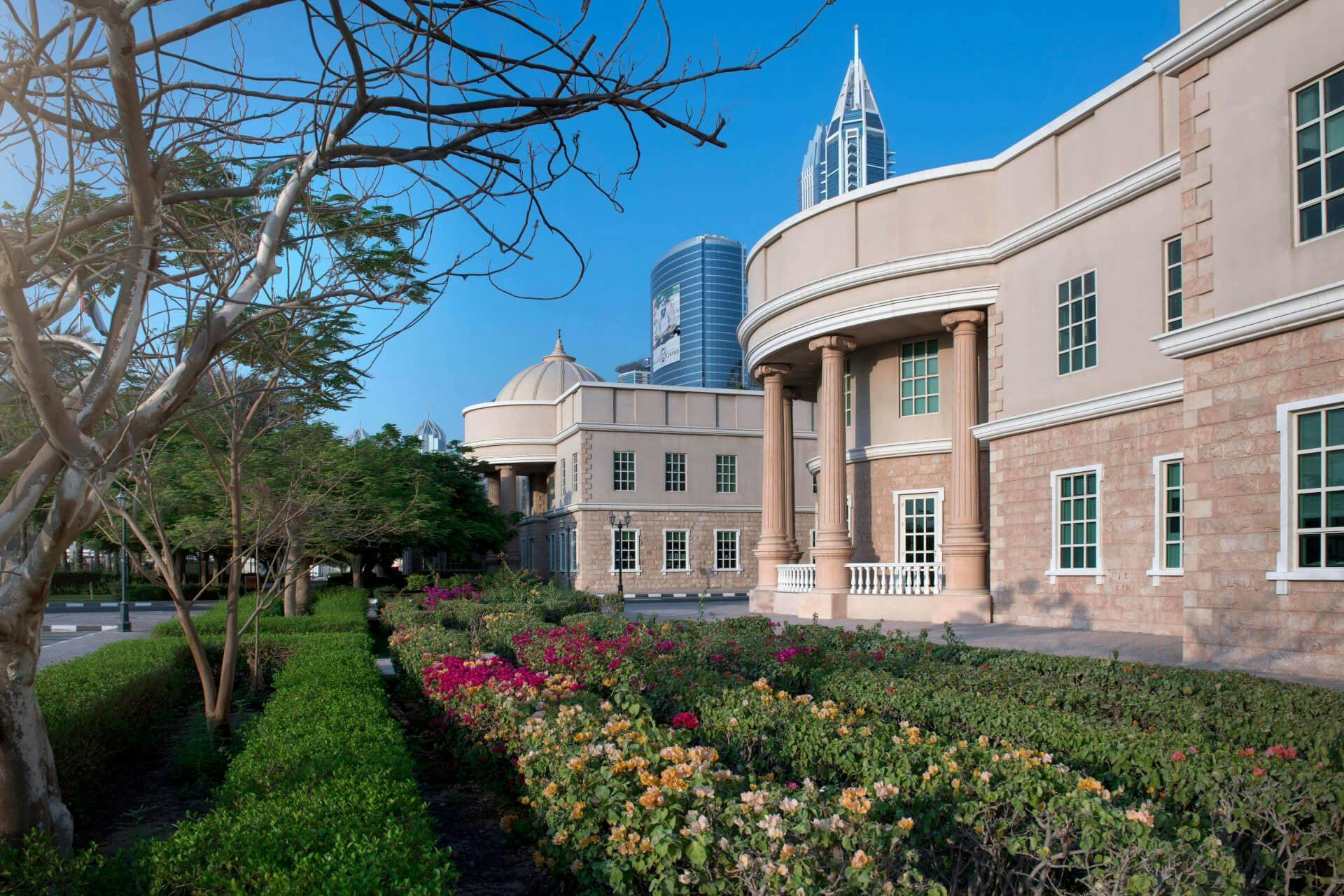 American University in Dubai (AUD)