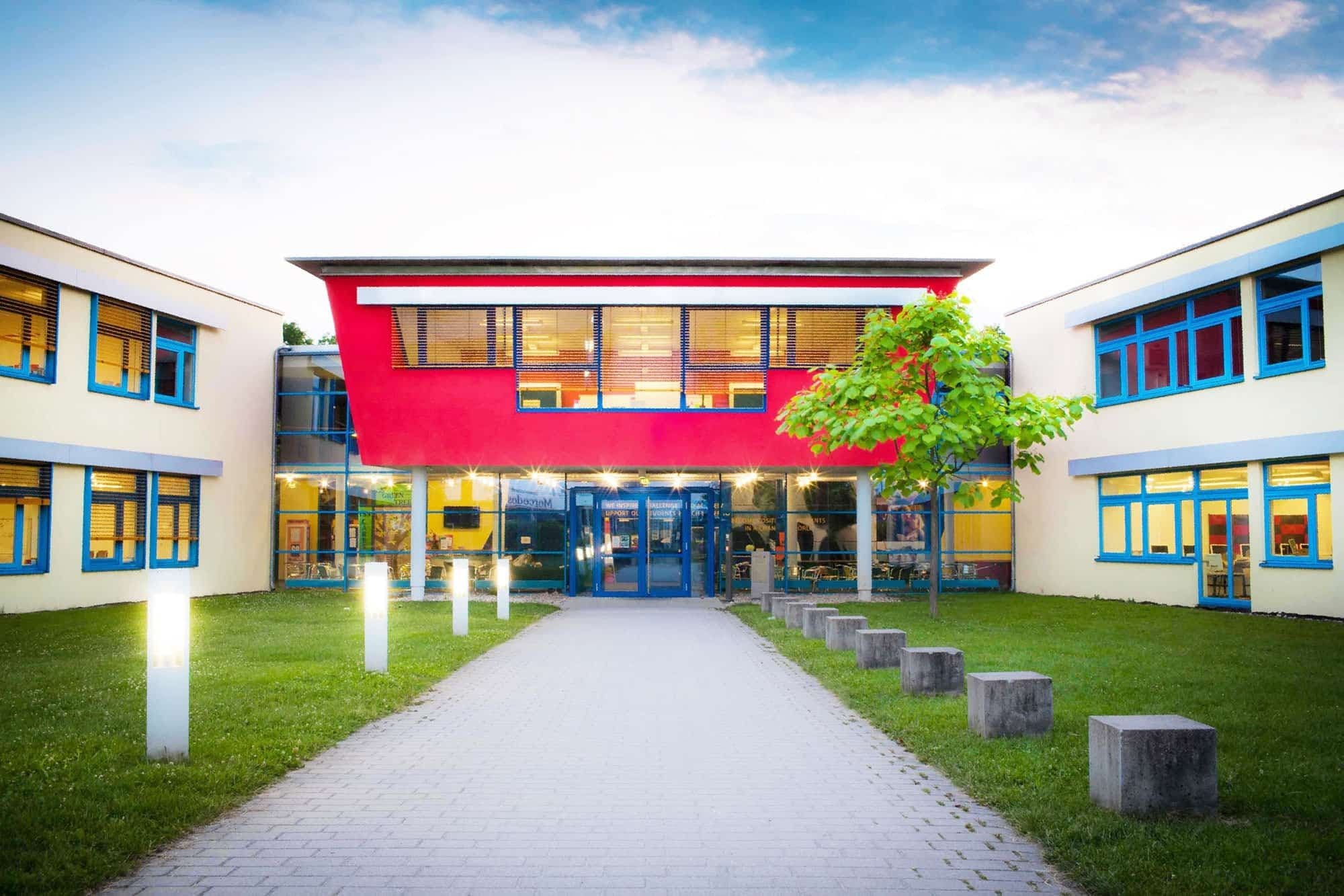 International School of Stuttgart (ISS)