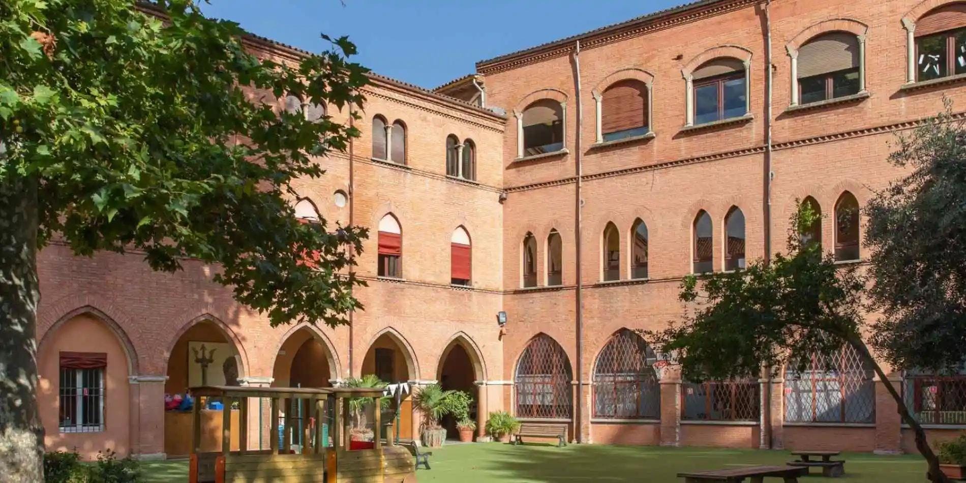 International School of Bologna